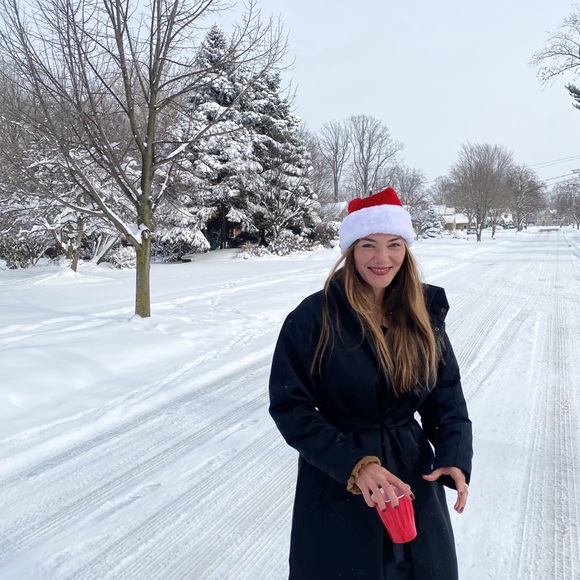 Meet your Posher, Emily - Picture 4 of 5